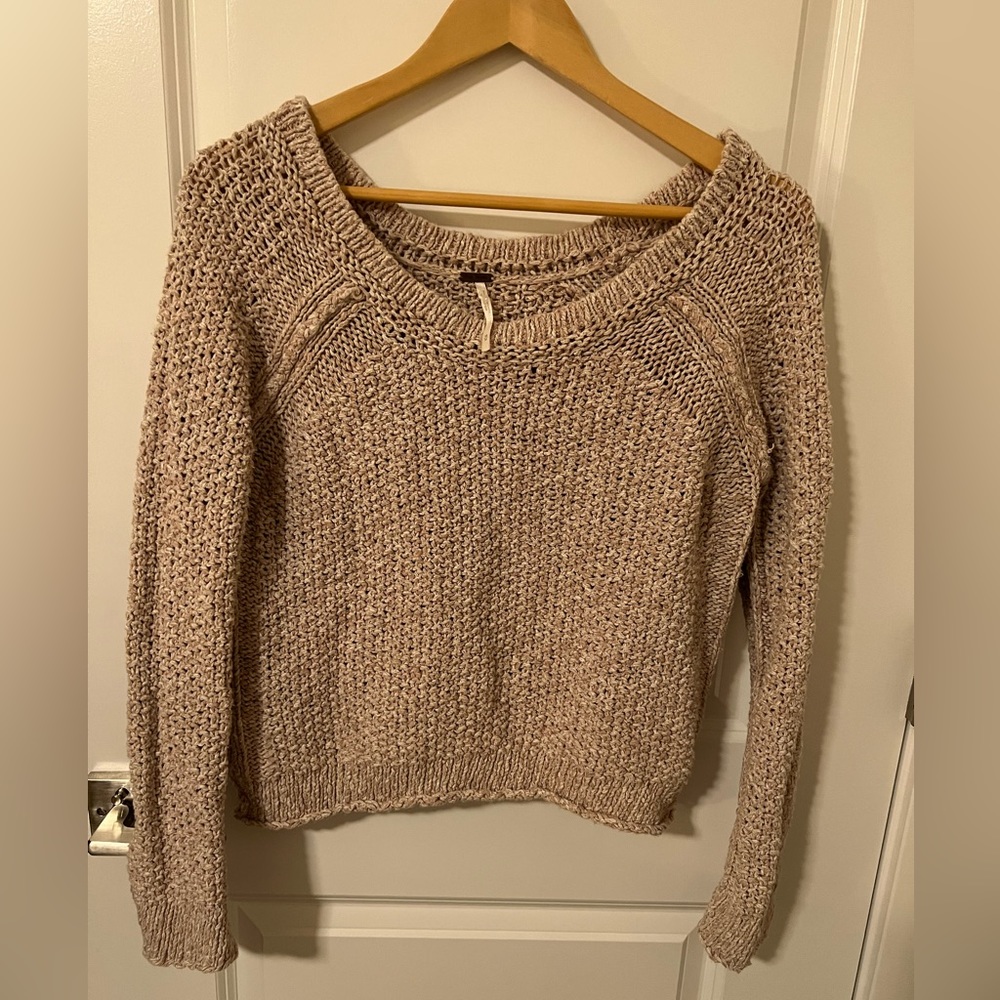 Free people, beautiful pink and white sweater, full length sleeves